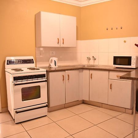 Chancellors Court Pretoria-Noord Buitenkant foto